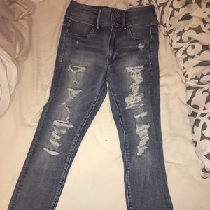 Distressed AE jeans